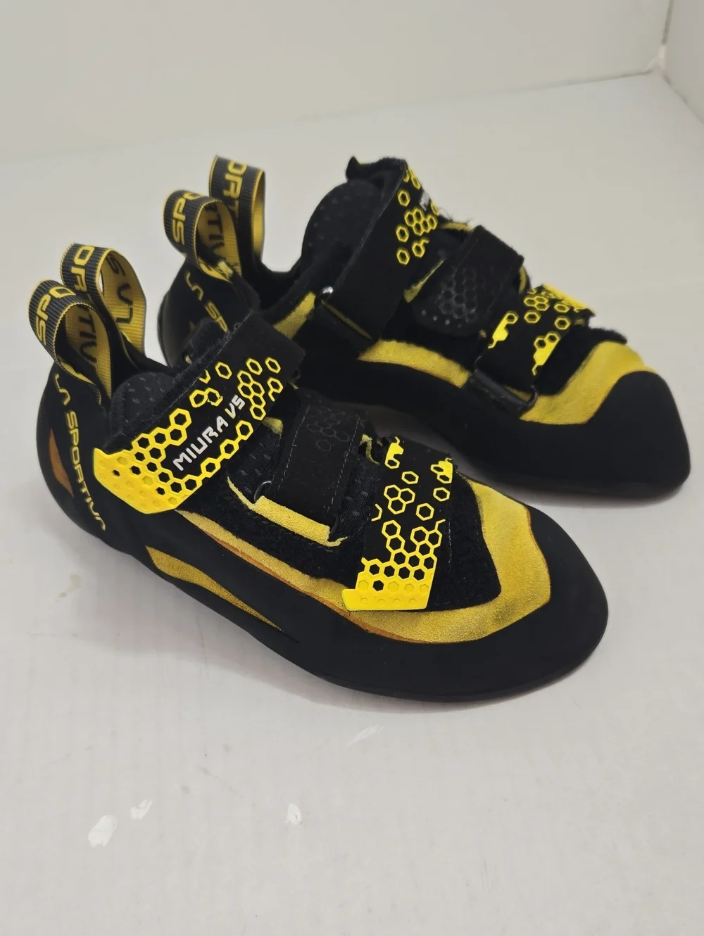 Size 42/M9/W10- - La Sportiva Miura VS Official Velcro Closure Climbing Shoes
